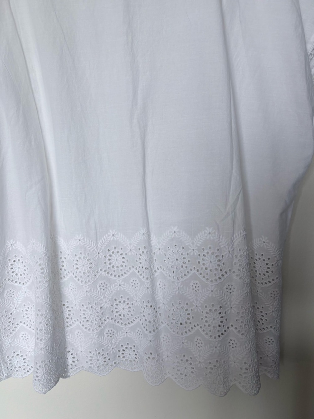 Sundance Short Sleeve Blouse in White Eyelet Cotton. Size XL. NWOT. - Picture 8 of 9